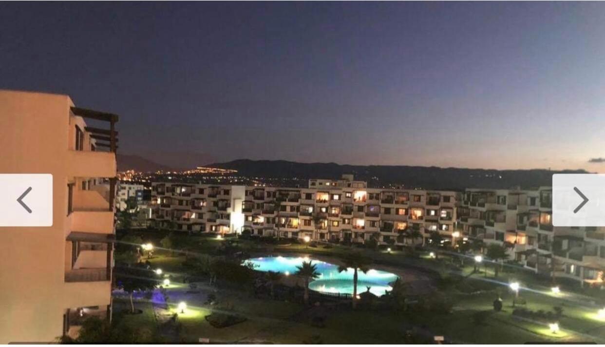 Aparthotel Mirador Golf Cabo Negro Zewnętrze zdjęcie